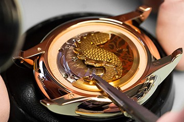 太原百达翡丽起雾了维修